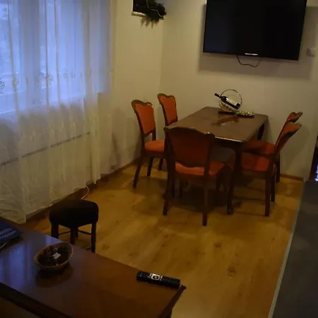 Apartman Plaza Apartment