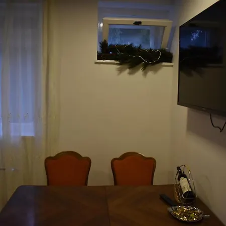 Apartman Plaza Apartment *